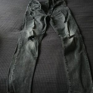 Men’s Ripped Jeans